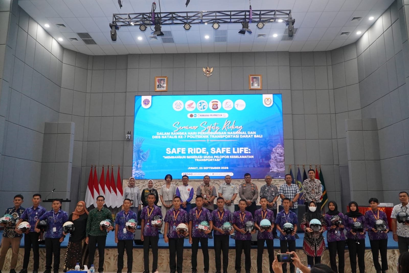 Dari Politeknik Transportasi Darat,Jasa Raharja Titipkan Pesan untuk Para Pengendara Muda