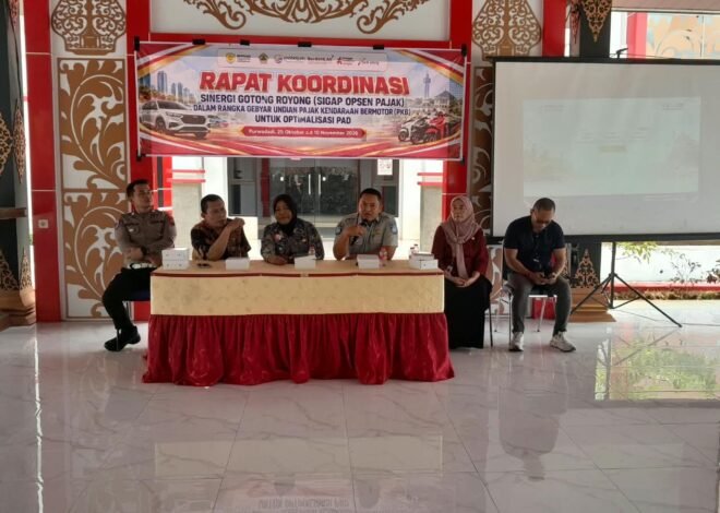 Tim Pembina Samsat Purwodadi Perkuat Kepatuhan Pajak melalui Gebyar Undian Wajib Pajak di Kecamatan Grobogan