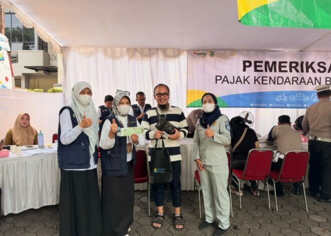 Berikan Kemudahan dan Keuntungan Bagi Wajib Pajak, Kolaborasi Jasa Raharja Bandung Bersama Tim Pembina Samsat Kawaluyaan Gelar Pemeriksaan PKB dan SWDKLLJ