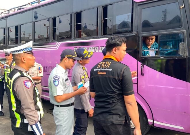 Perkuat Sinergi Keselamatan, Jasa Raharja Singkawang Gelar Ramp Check dan Pemeriksaan Kesehatan Gratis di Terminal Sambas