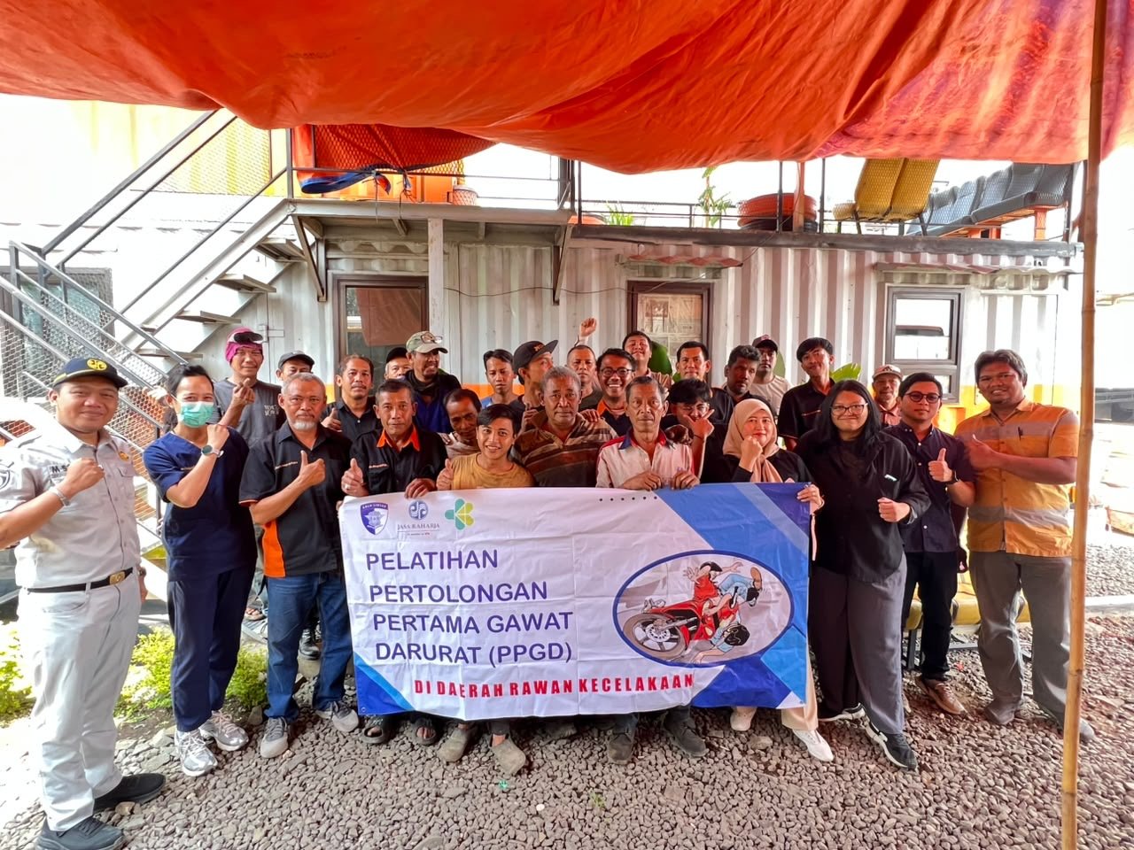 Jasa Raharja Hadir di PO Berlio Bandung, Gelar Pengobatan Gratis dan Edukasi PPGD untuk Tingkatkan Keselamatan Transportasi