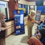 Wujud Apresiasi atas Kepatuhan, Jasa Raharja Metro Berikan Souvenir kepada Wajib Pajak