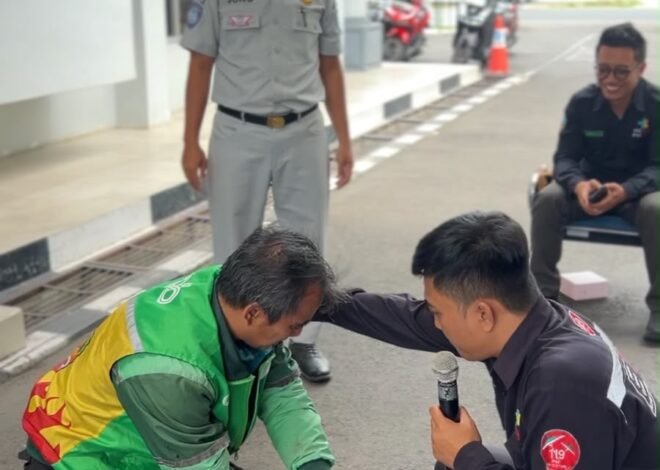 Jasa Raharja Cabang Tasikmalaya Gelar Sosialisasi Safety Riding dan Pelatihan PPGD bagi Komunitas Ojek Online