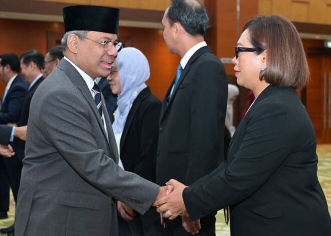 Menkeu Suahasil Lantik 17 Pejabat Strategis Kemenkeu, Perkuat Pengawasan DJP dan Bea Cukai