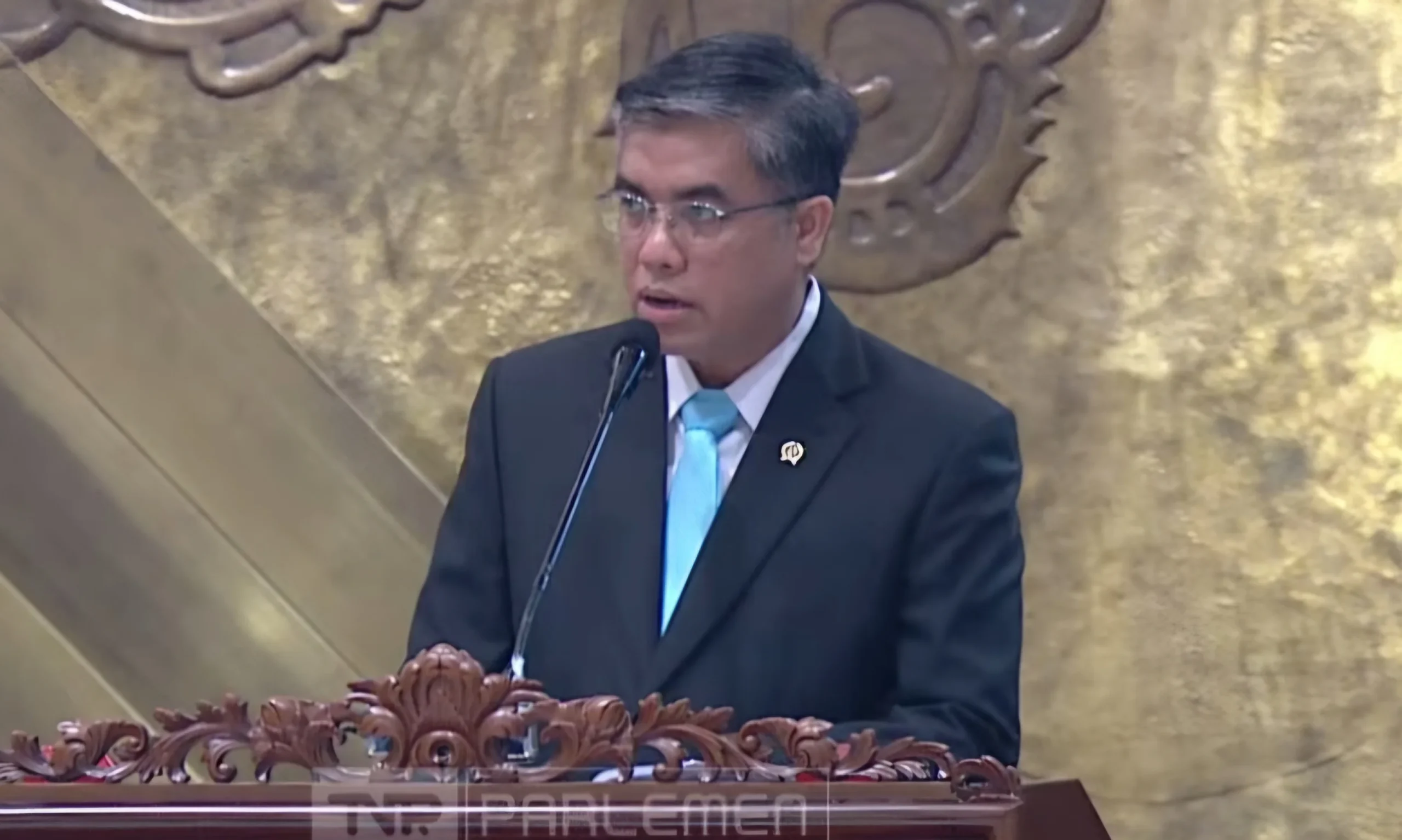 RUU Pelindungan Ketenagakerjaan Disahkan Jadi UU oleh Pemerintah