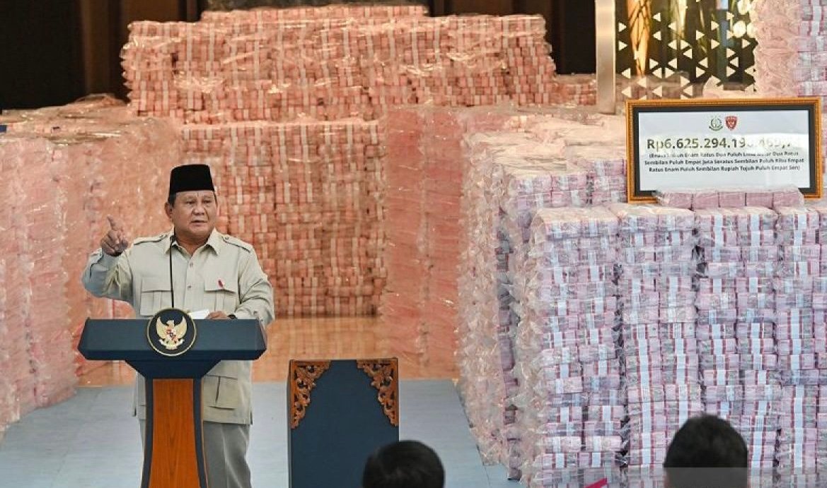 Fokus Berantas Pelanggaran, Prabowo Kembali Saksikan Penyetoran Hasil Kerja Satgas PKH