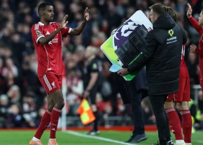 Isak dan Gakpo Diragukan Tampil Hadapi Manchester City