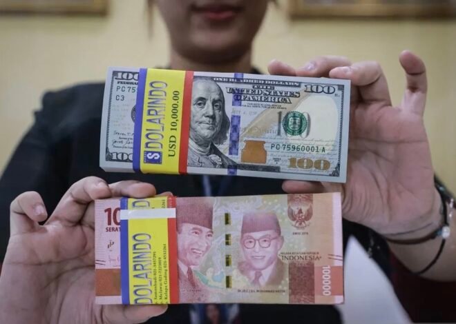 Rupiah Melemah pada Pembukaan Perdagangan, Sentuh Rp18.136 per Dolar AS