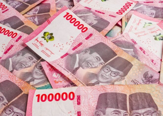 Rupiah Menguat di Awal Perdagangan Hari Ini, Risiko Pelemahan Masih Ada