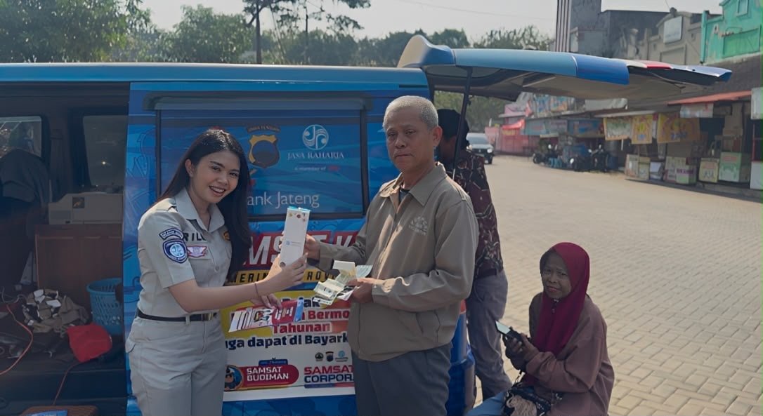 Jasa Raharja Cabang Semarang Dekatkan Layanan Samsat Keliling kepada Masyarakat di CFD Jatisari