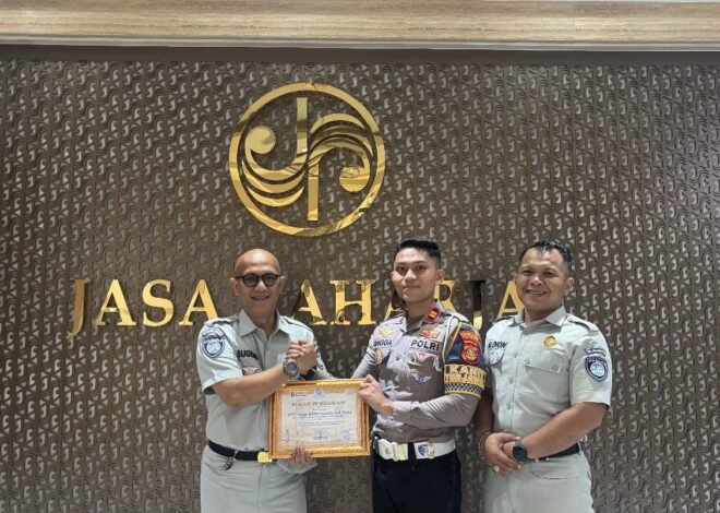 Apresiasi Penurunan Angka Kecelakaan, PT Jasa Raharja Sumsel Anugerahkan Penghargaan kepada Kanit Turjawali Sat Lantas Polrestabes Palembang